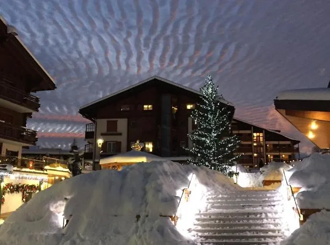 Eglantine With Stunning Views Of The Valais Peaks Апартаменты